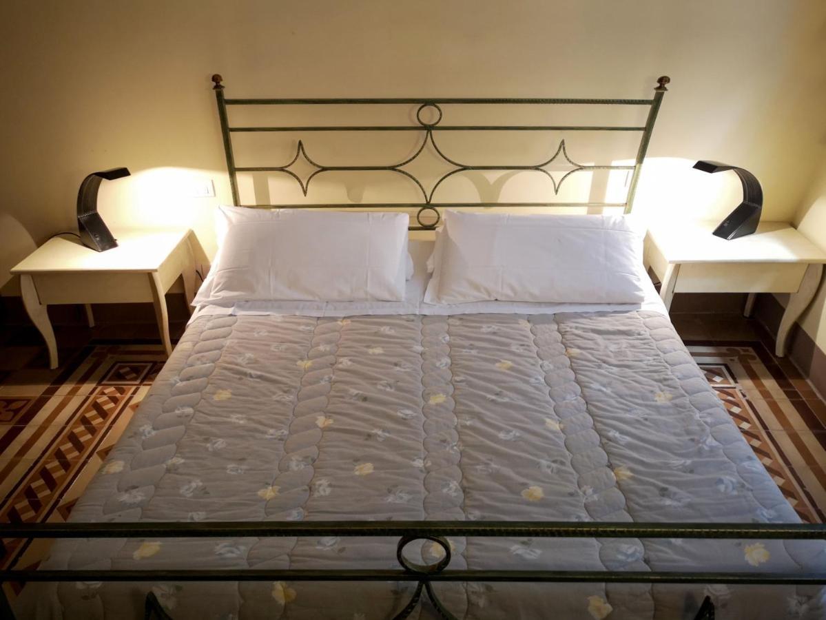 A Palazzo Busdraghi Residenza D'Epoca Bed & Breakfast Lucca Ngoại thất bức ảnh