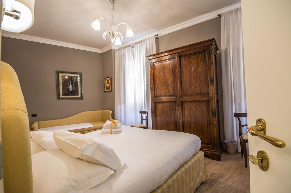 A Palazzo Busdraghi Residenza D'Epoca Bed & Breakfast Lucca Ngoại thất bức ảnh