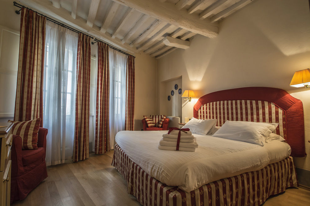 A Palazzo Busdraghi Residenza D'Epoca Bed & Breakfast Lucca Ngoại thất bức ảnh