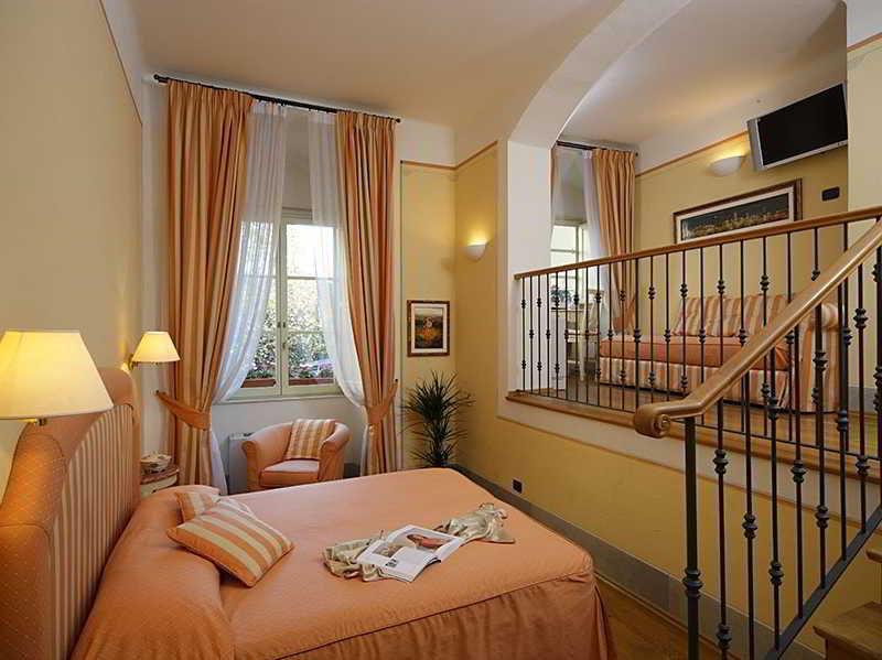 A Palazzo Busdraghi Residenza D'Epoca Bed & Breakfast Lucca Phòng bức ảnh