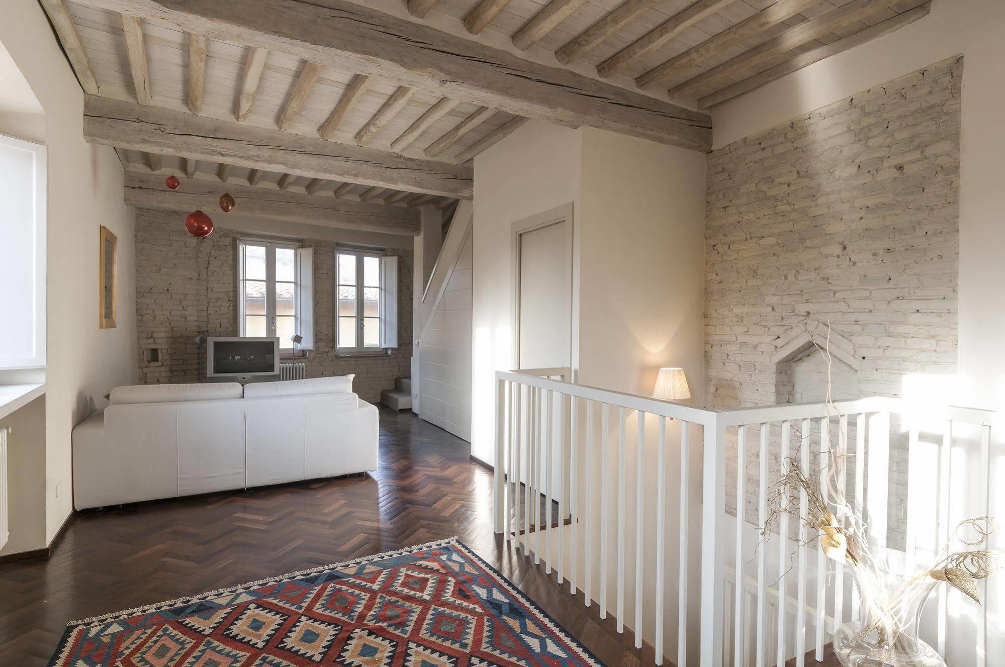 A Palazzo Busdraghi Residenza D'Epoca Bed & Breakfast Lucca Ngoại thất bức ảnh